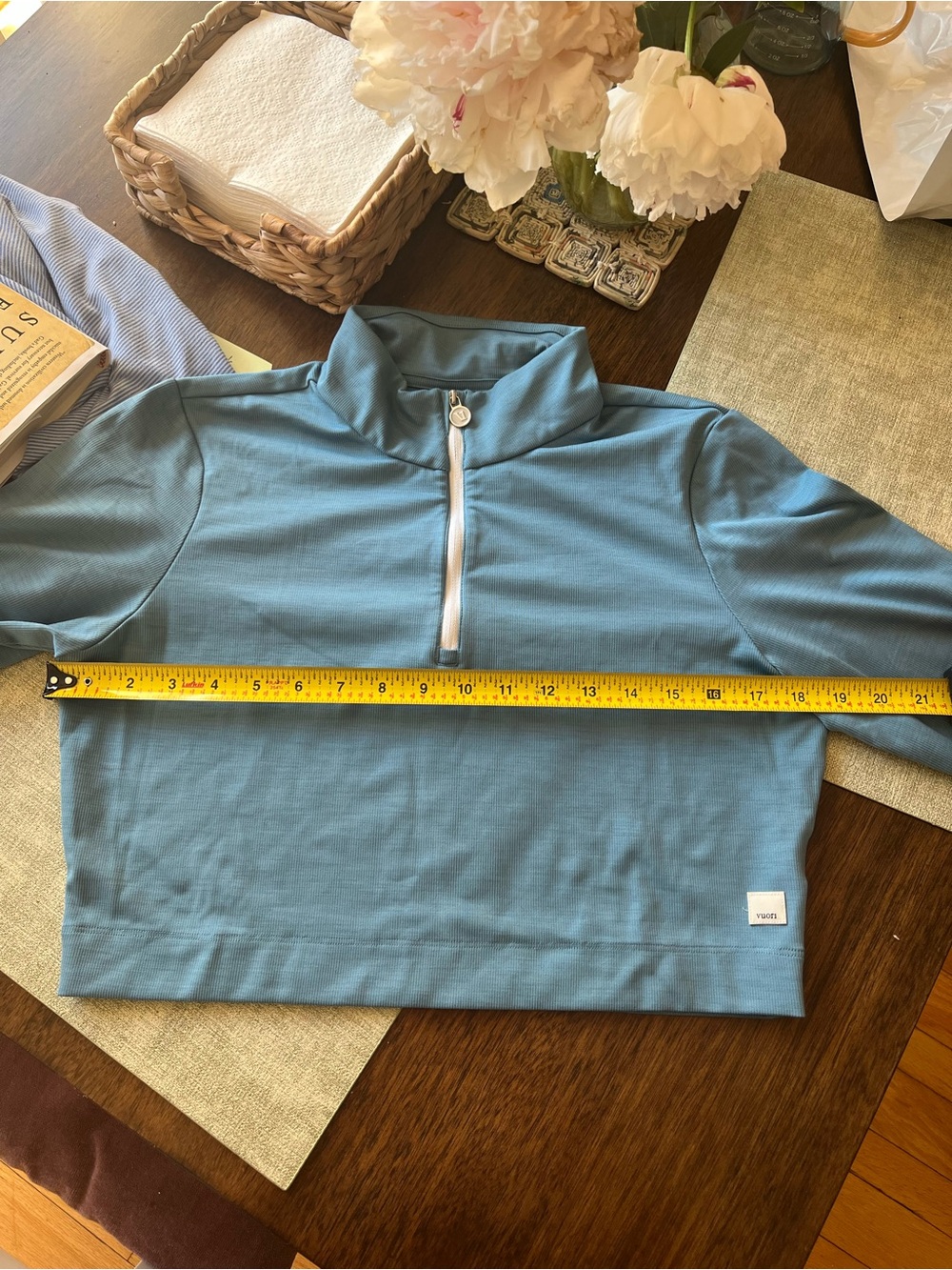 Vuori Blue Women's crop half zip size XL - Picture 10 of 10